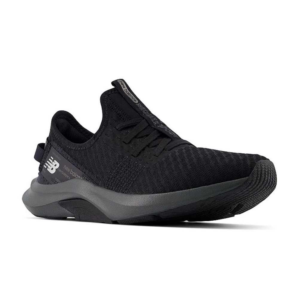 NWT Women’s All Black New Balance